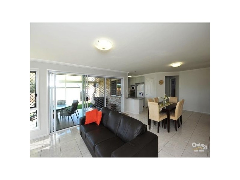 4 Bunkers Hill School Road, Westbrook QLD 4350