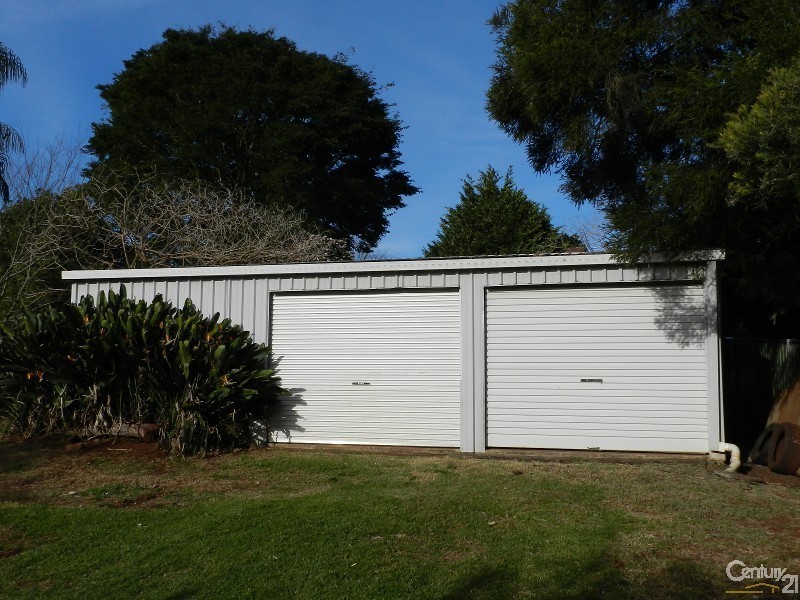 14 Yeates Street, Harlaxton QLD 4350