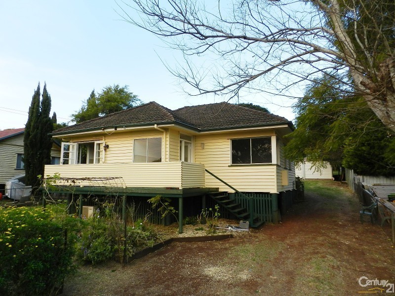 14 Yeates Street, Harlaxton QLD 4350