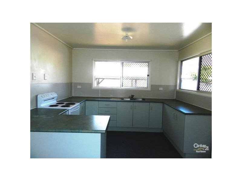 8 Kenora Court, Rockville QLD 4350