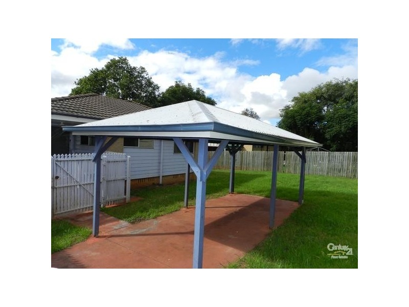 8 Kenora Court, Rockville QLD 4350