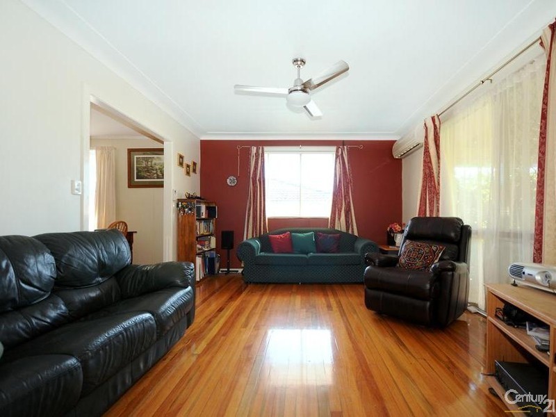 17 Dodd Street, Newtown QLD 4350