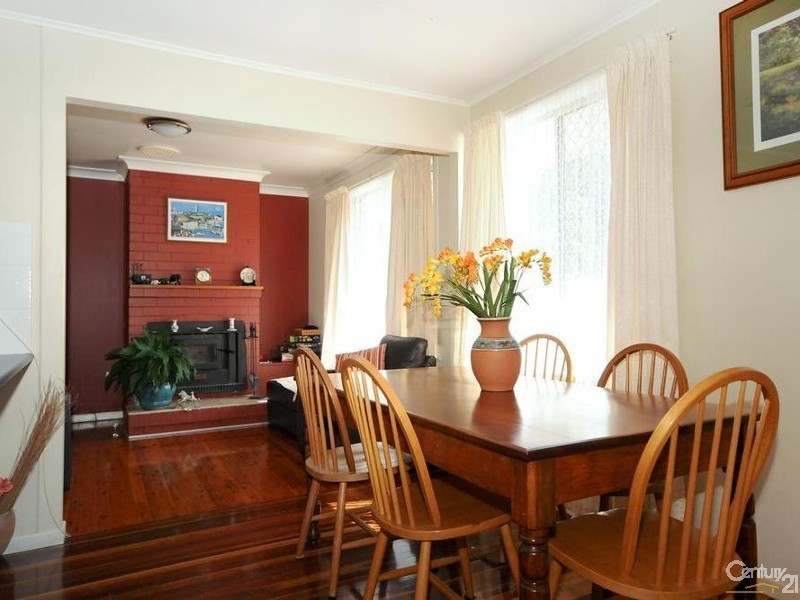 17 Dodd Street, Newtown QLD 4350