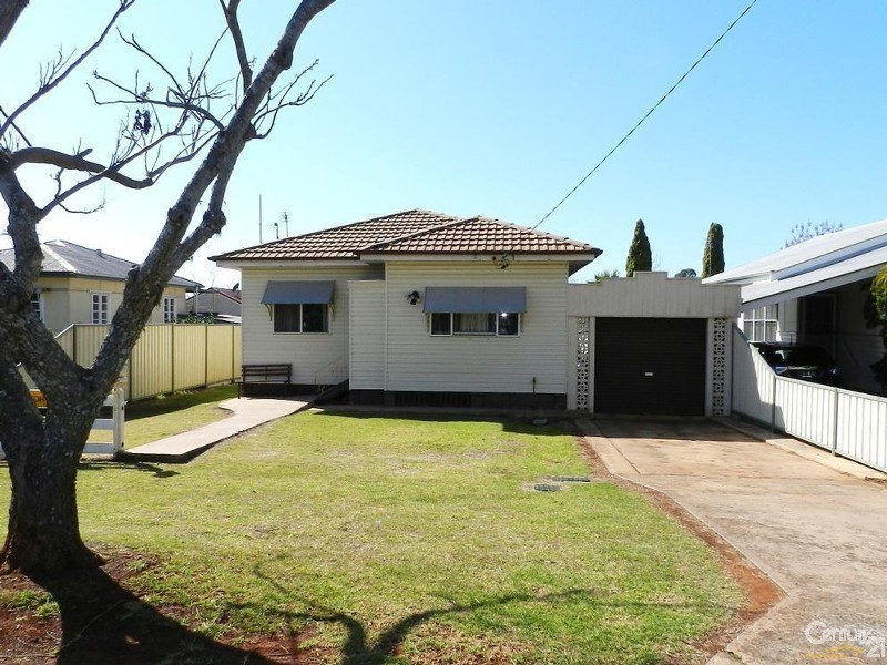 6 Cox Street, Wilsonton QLD 4350