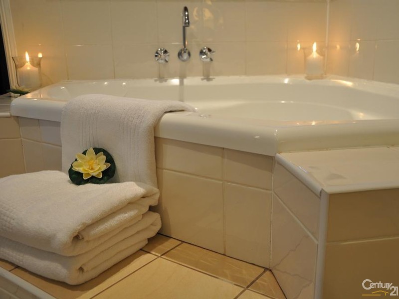 103/3143 Hampton-Esk Rd Ravensbourne, Ravensbourne QLD 4352