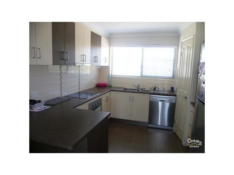 2/68 Cortess Street, Harristown QLD 4350