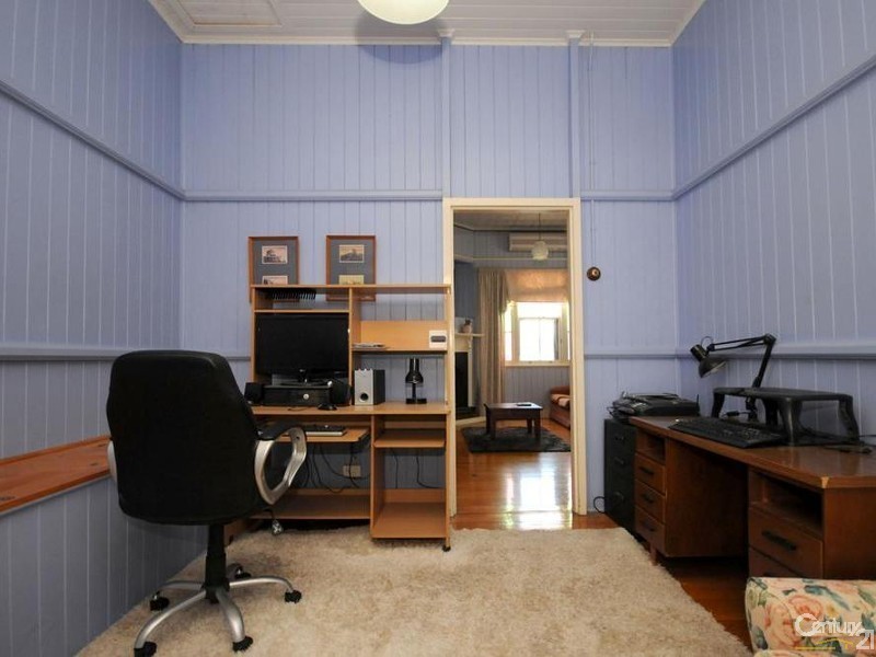 40 Goggs Street, Toowoomba QLD 4350