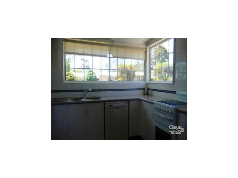 266 Alderley Street, Centenary Heights QLD 4350