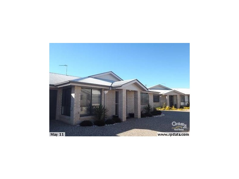1/6 Salisbury Street, Darling Heights QLD 4350