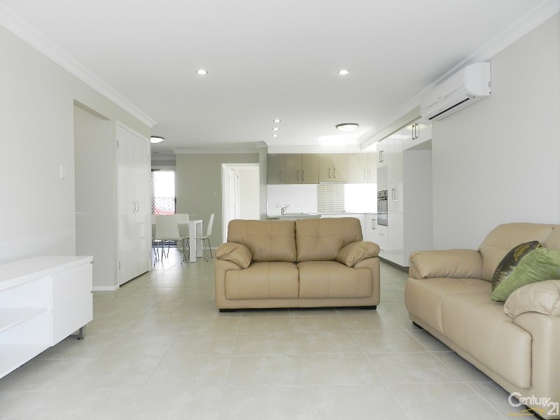 3/41 Tara Street, Wilsonton QLD 4350