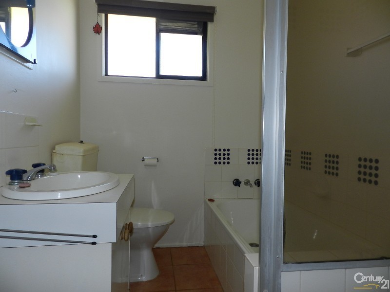 43 Wyalla Street, Newtown QLD 4350