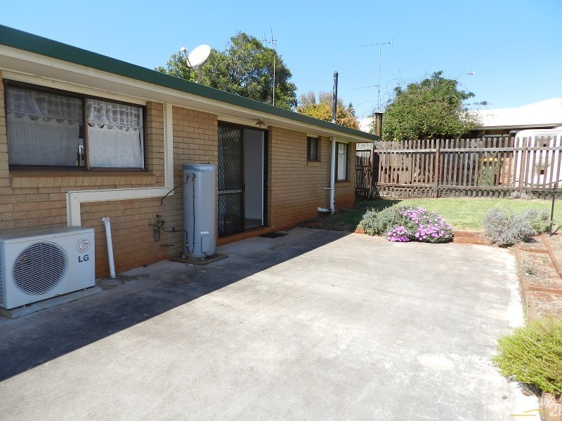 43 Wyalla Street, Newtown QLD 4350