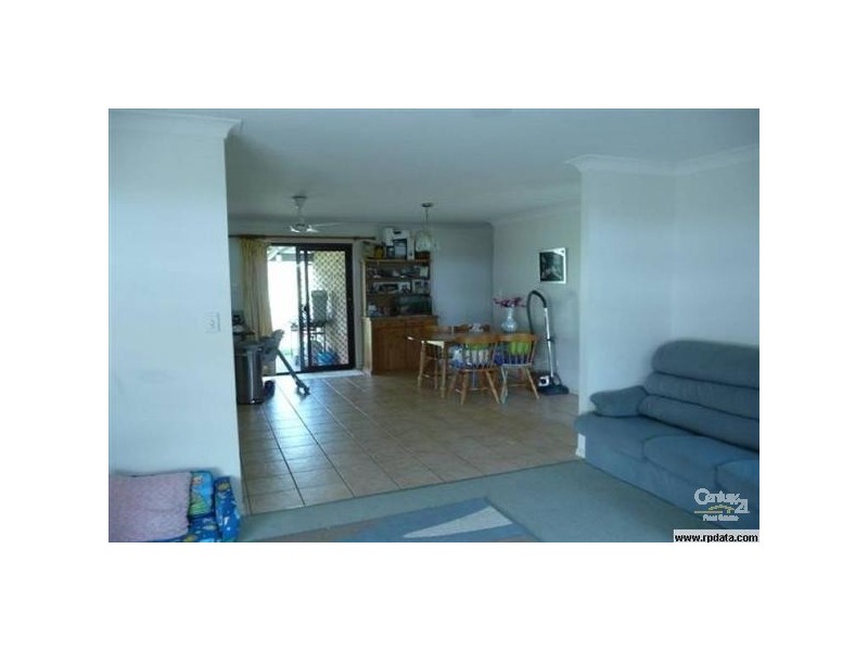 8 Weir Court, Harristown QLD 4350