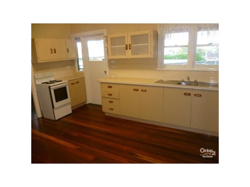 20 Leichhardt Street, Centenary Heights QLD 4350
