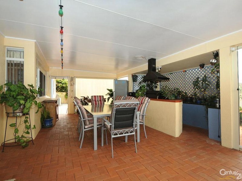 7 Fern Drive, Kearneys Spring QLD 4350