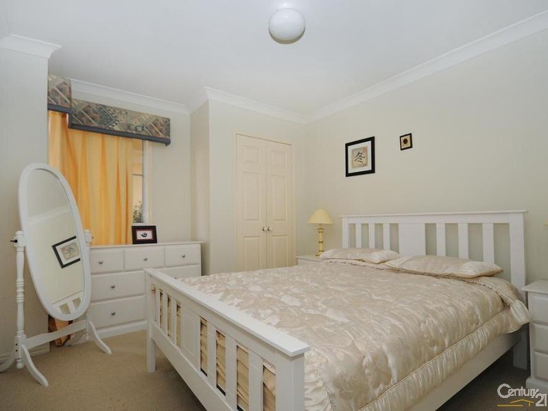 7 Fern Drive, Kearneys Spring QLD 4350