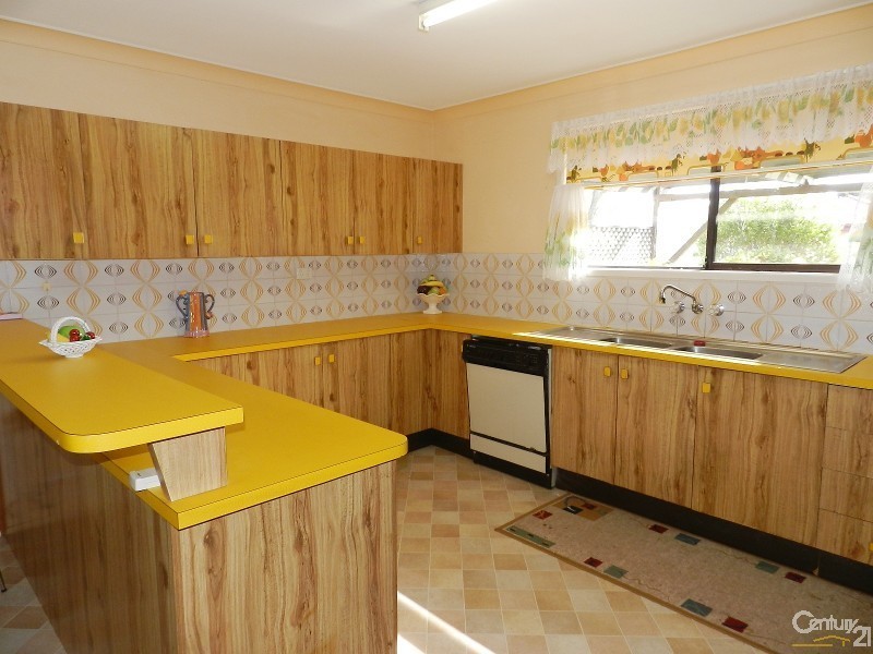 19 Winstanley Court, Newtown QLD 4350