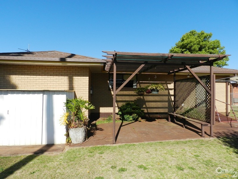 19 Winstanley Court, Newtown QLD 4350