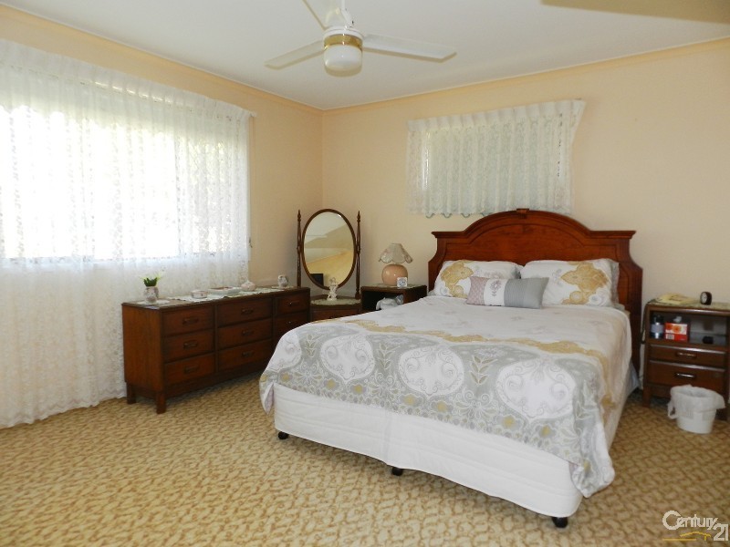 19 Winstanley Court, Newtown QLD 4350