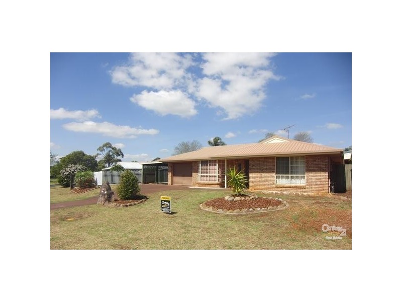 16 Ballin Drive, Centenary Heights QLD 4350