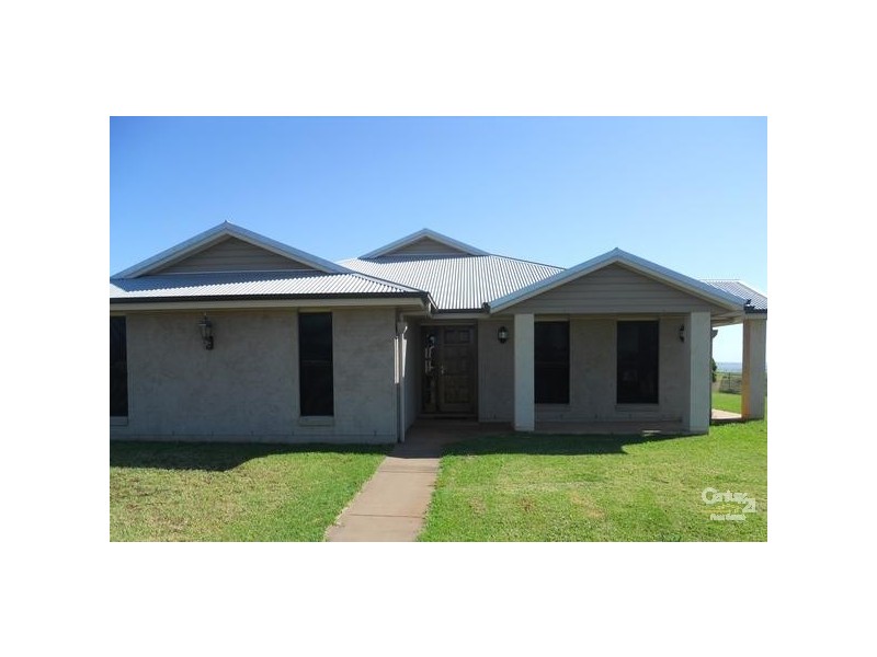 11 Liam Drive, Highfields QLD 4352