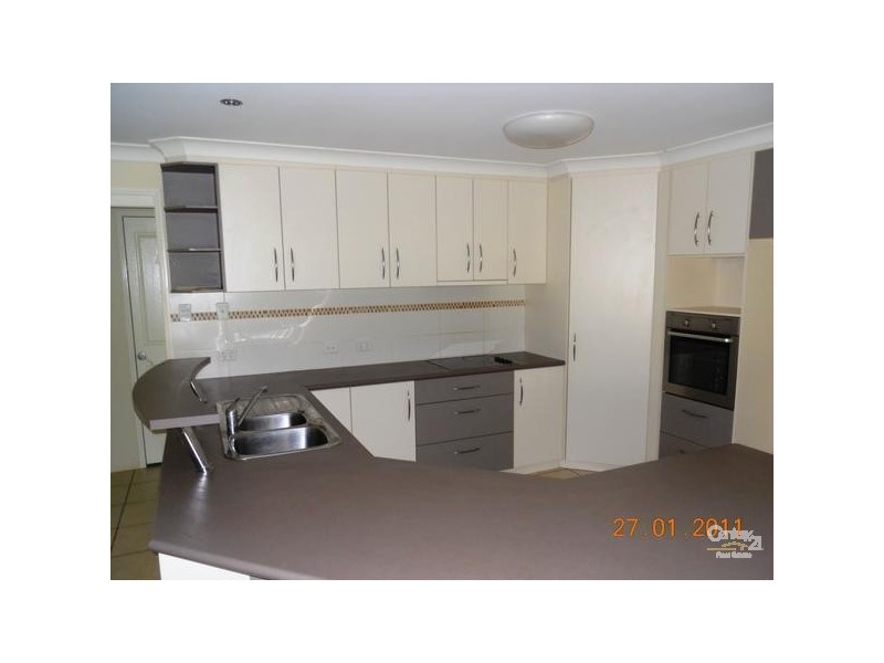 11 Liam Drive, Highfields QLD 4352