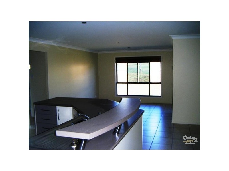 11 Liam Drive, Highfields QLD 4352