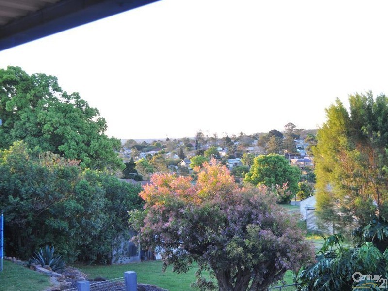 9 Gregory Street, Harlaxton QLD 4350