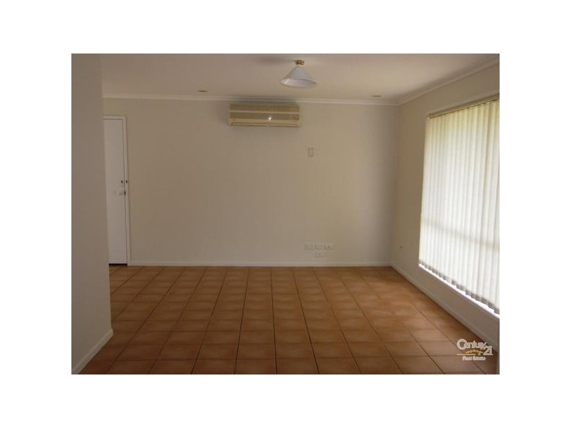 9 OBeirne Street, Kearneys Spring QLD 4350