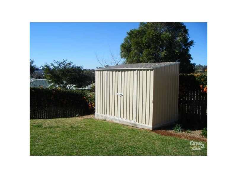 9 OBeirne Street, Kearneys Spring QLD 4350