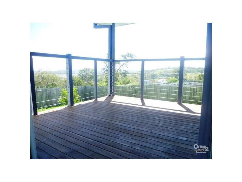 13 McShane Drive, Mount Kynoch QLD 4350