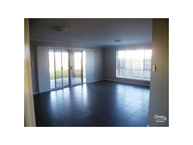 19 Opperman Drive, Kearneys Spring QLD 4350