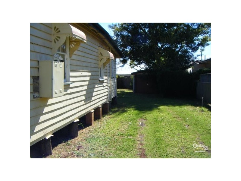 1 Garget Street, Toowoomba QLD 4350