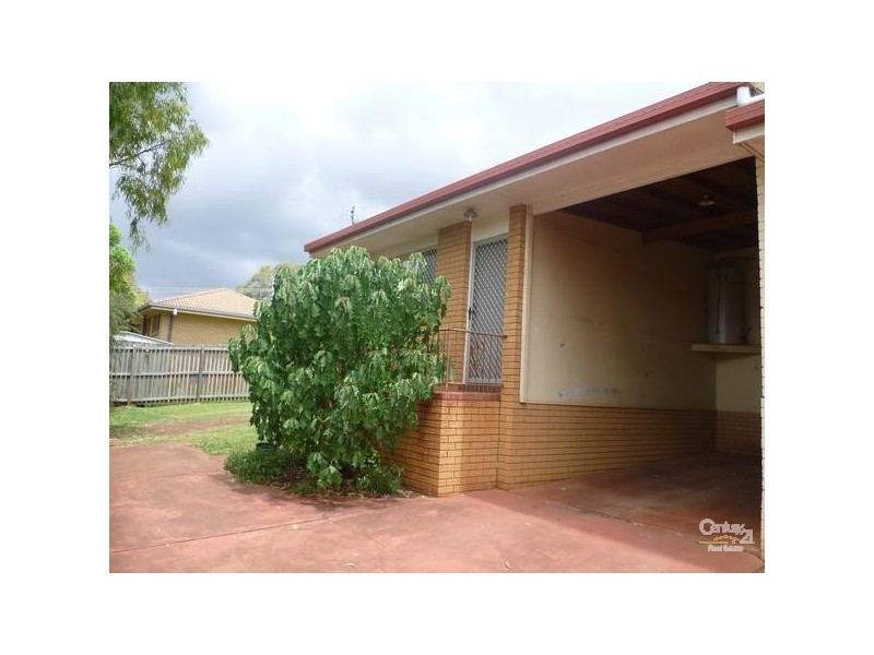 2/172 Tor Street, Wilsonton QLD 4350