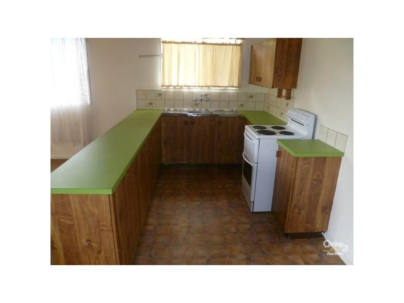 2/172 Tor Street, Wilsonton QLD 4350