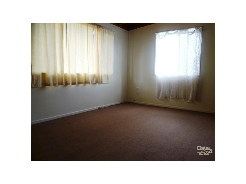 2/172 Tor Street, Wilsonton QLD 4350