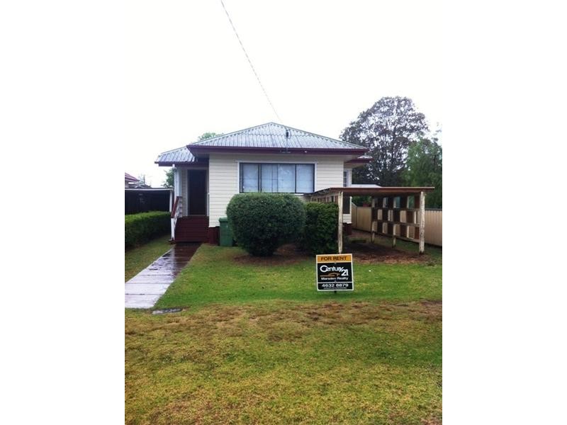 8a Bothwell Street, Newtown QLD 4350