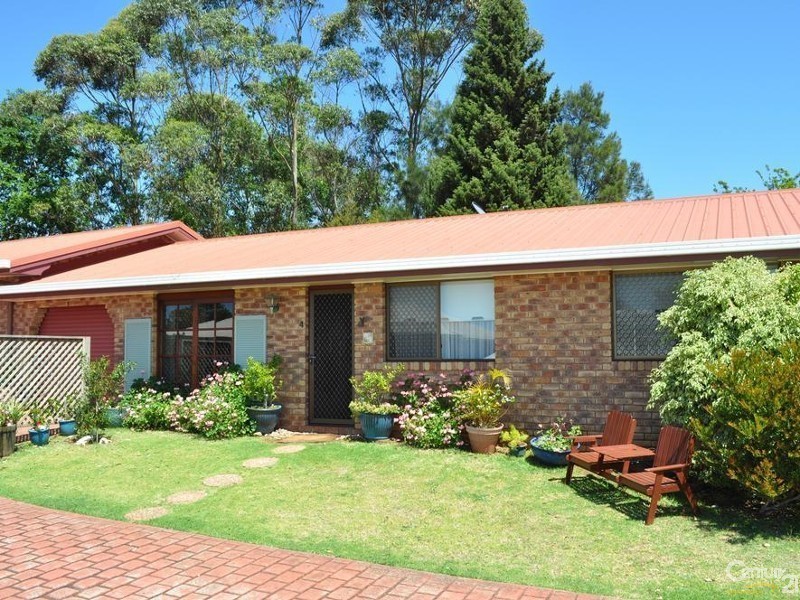 4/14 Garde Street, Centenary Heights QLD 4350