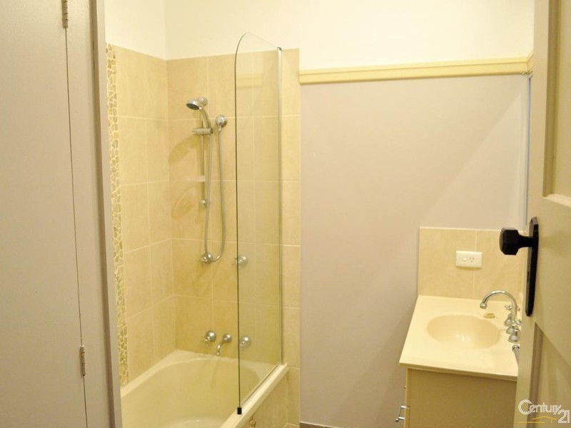 5 Somme Street, North Toowoomba QLD 4350