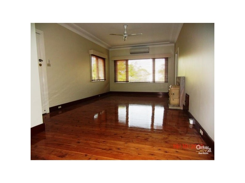 5 Boondi Street, Mount Lofty QLD 4350