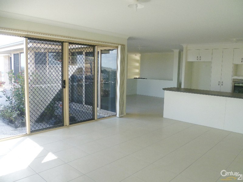 17 Rubie Court, Westbrook QLD 4350