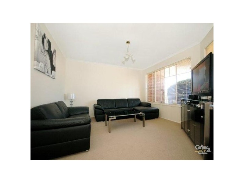 9 Buckle Street, Middle Ridge QLD 4350