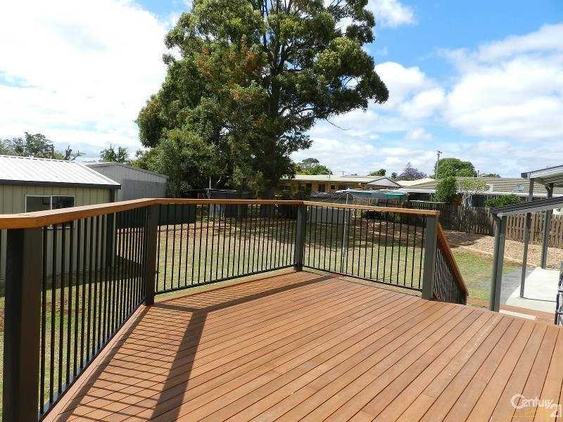 8 Moyna Court, Harristown QLD 4350