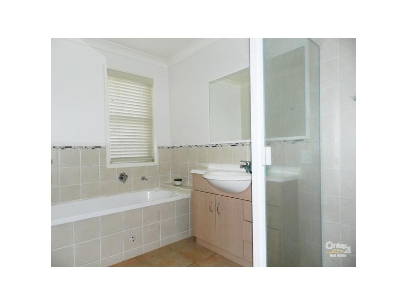 4/76 South Street, Rangeville QLD 4350