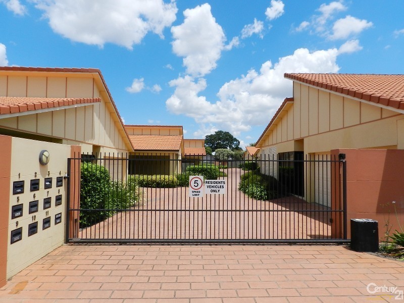 11/224 Herries Street, Toowoomba QLD 4350