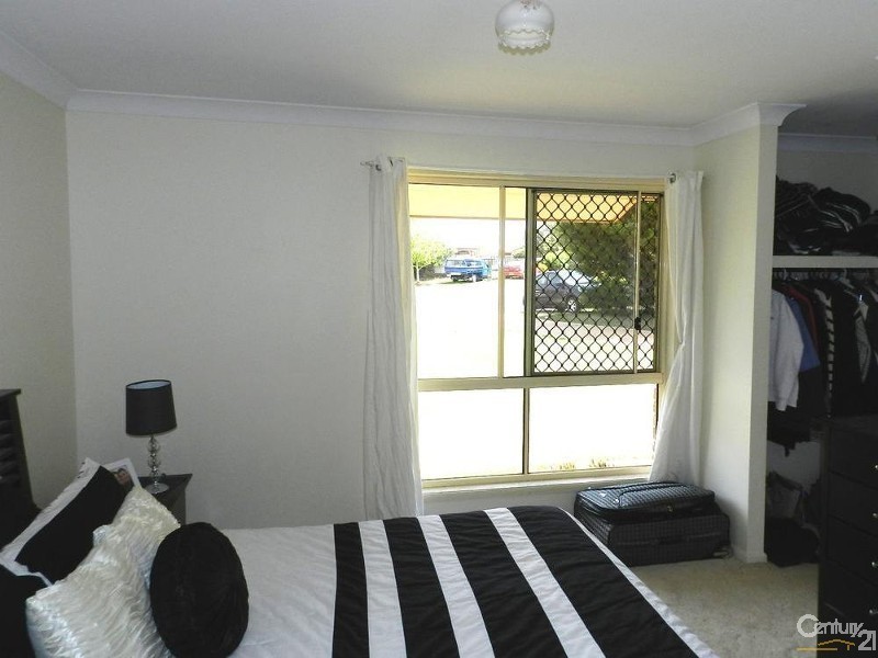 4 Eureka Court, Glenvale QLD 4350