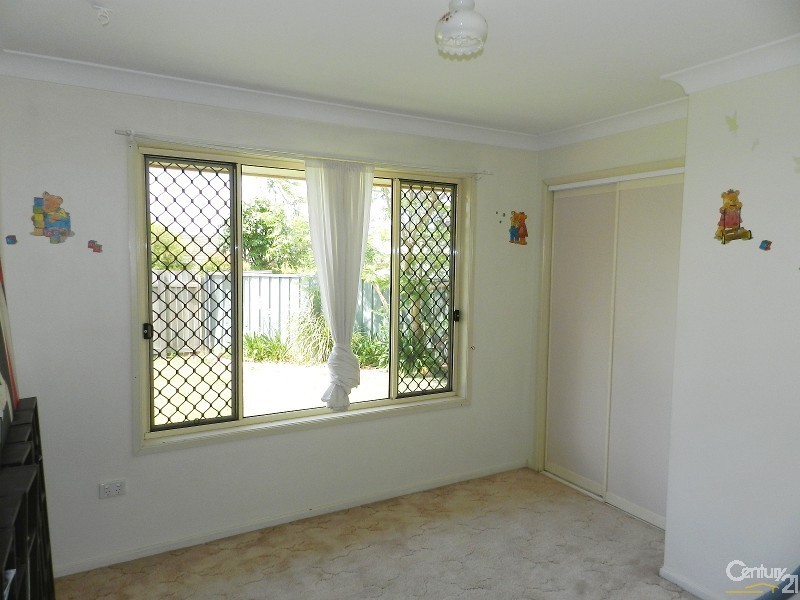 4 Eureka Court, Glenvale QLD 4350