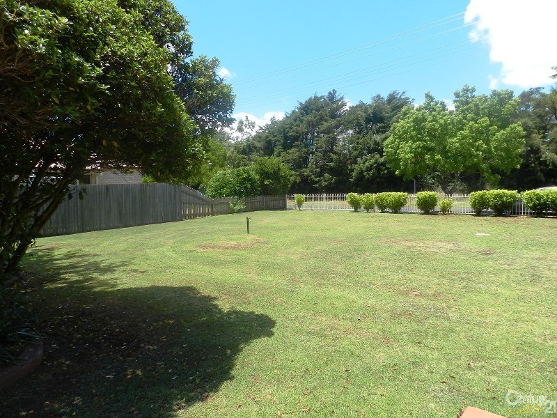 53 Pillar Street, Middle Ridge QLD 4350