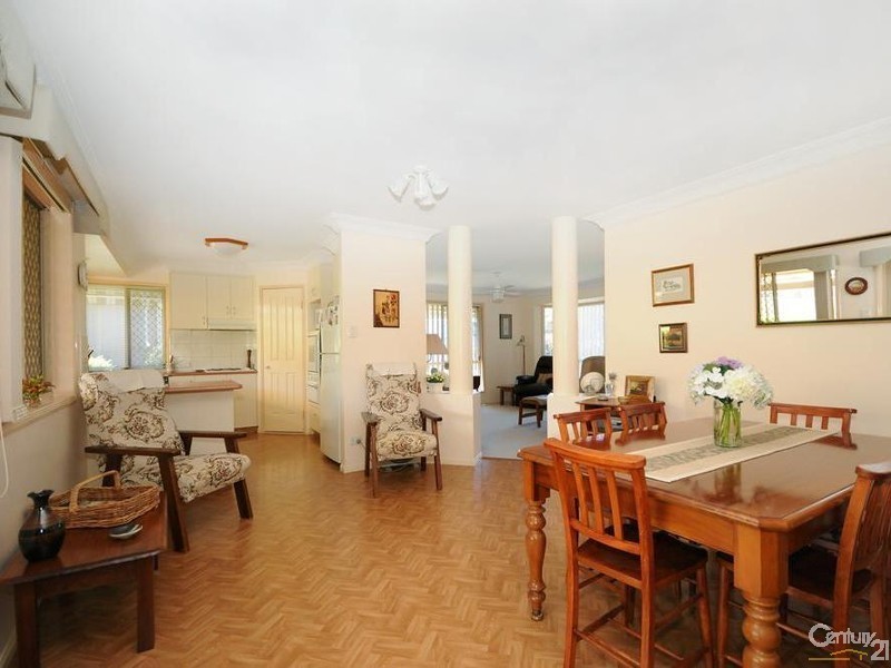 5 Bernborough Court, Glenvale QLD 4350