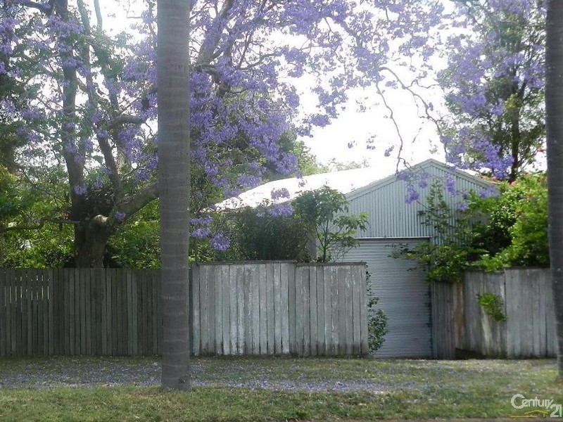 8 Blackdown Street, Harristown QLD 4350